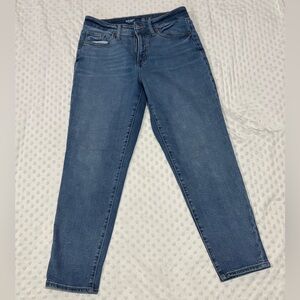 Old Navy Women's Straight Leg Jeans in Blue